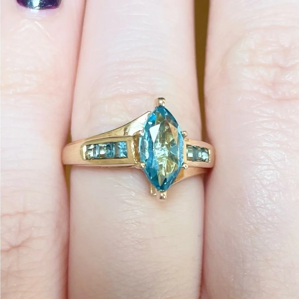 Vintage 1.35 swiss blue topaz marquis large baguette 14k solid yellow gold ring - Picture 2 of 10